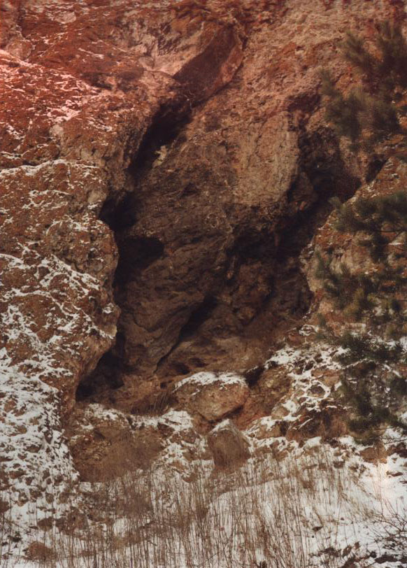 Пещера Еленева